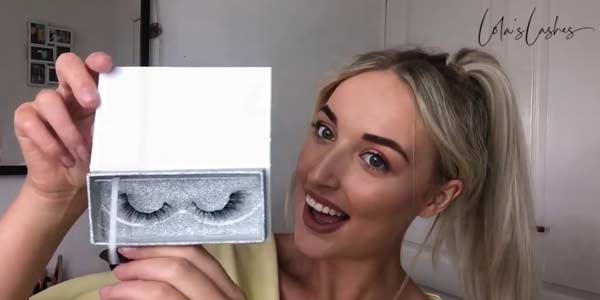 Lola's Lashes Review